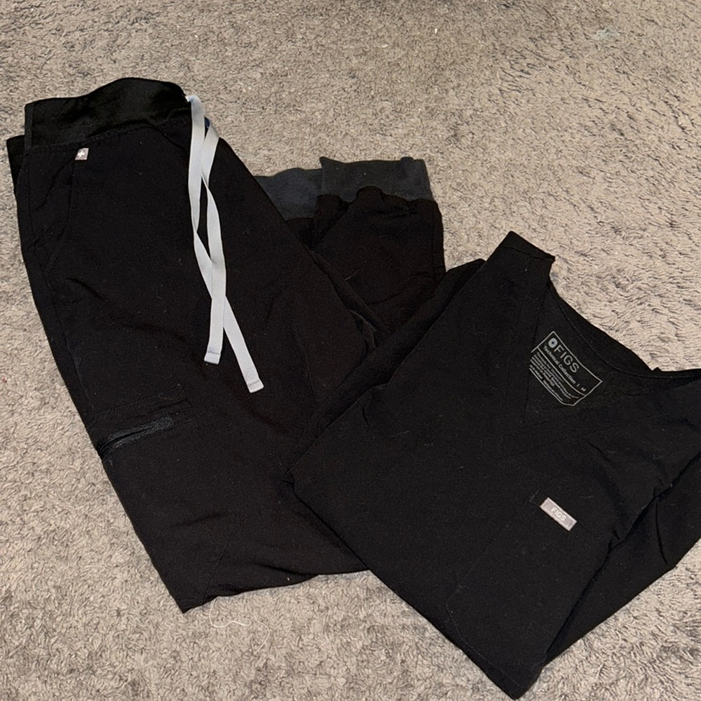 Figs Black High Wasted Zamora Jogger Scrub Set
